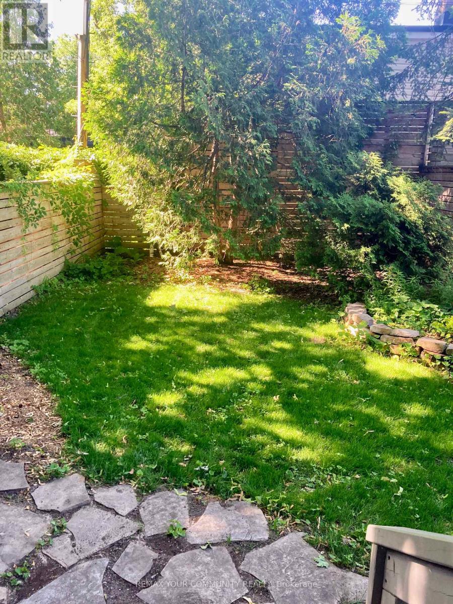 154 Riverdale Avenue, Toronto, Ontario  M4K 1C3 - Photo 42 - E12998736