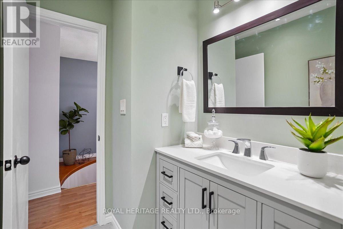 148 Adele Crescent, Oshawa, Ontario  L1J 7X6 - Photo 20 - E12998820