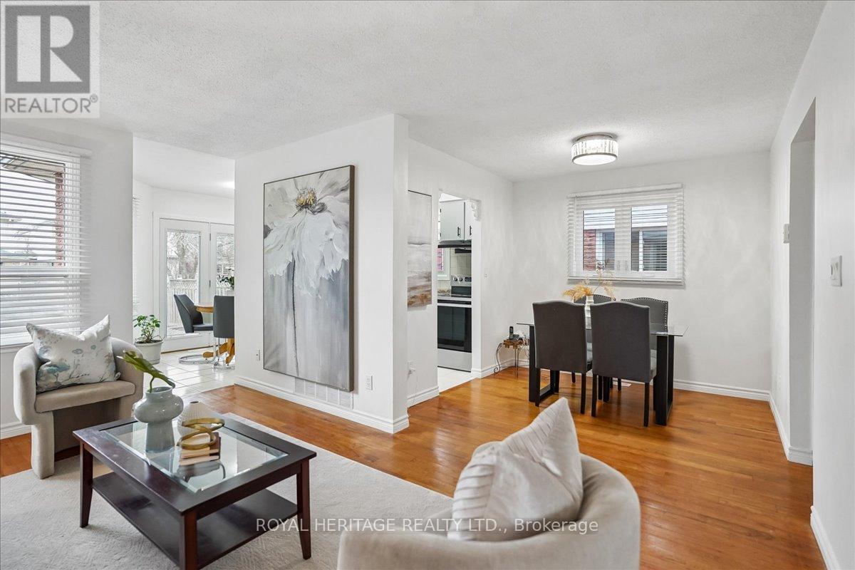 148 Adele Crescent, Oshawa, Ontario  L1J 7X6 - Photo 9 - E12998820