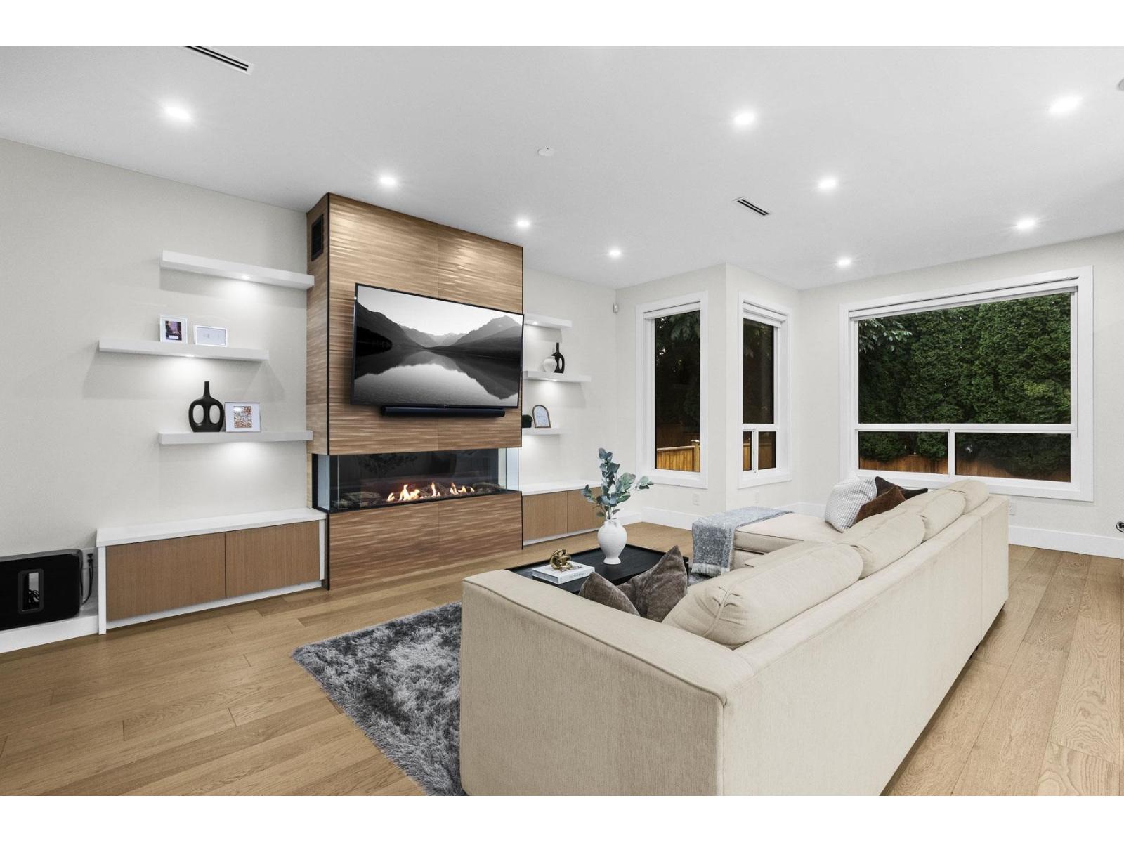 19171 60b Avenue, Surrey, British Columbia  V3S 7T8 - Photo 10 - R3111551