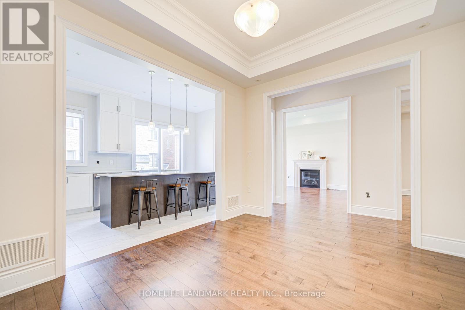 14 Love Court, Richmond Hill, Ontario  L4B 0G2 - Photo 10 - N12998762