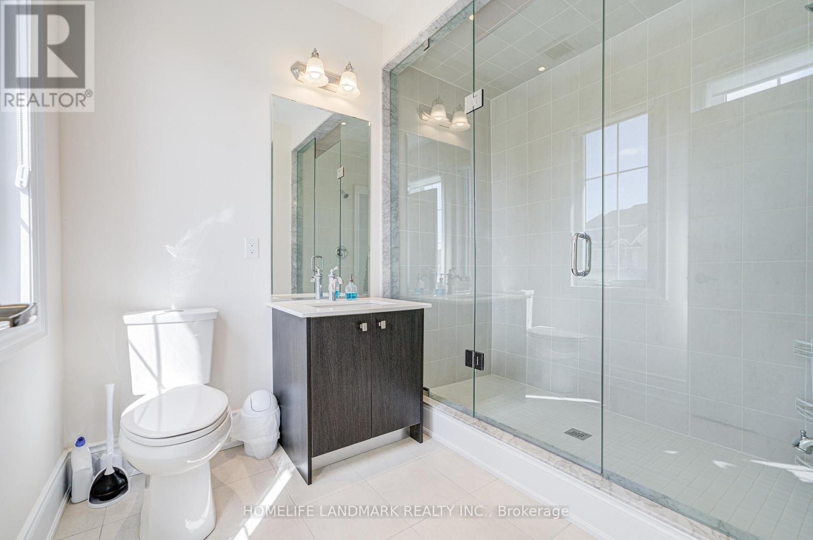 14 Love Court, Richmond Hill, Ontario  L4B 0G2 - Photo 16 - N12998762