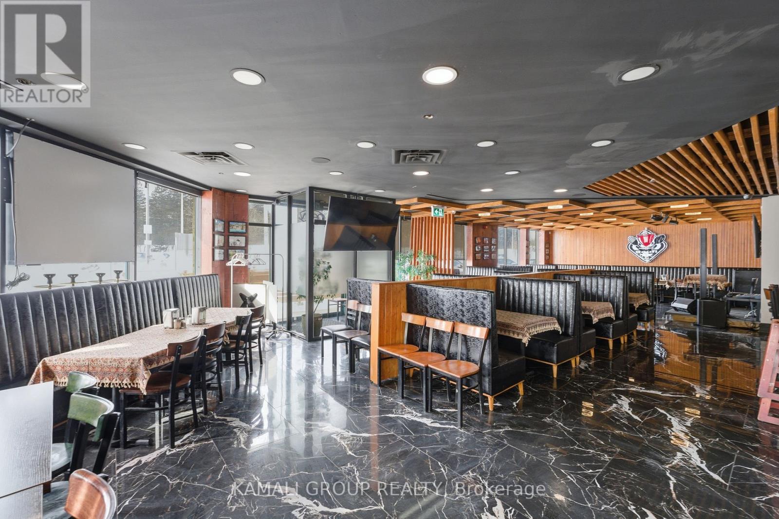 20 - 10815 Bathurst Street N, Richmond Hill, Ontario  L4C 9Y2 - Photo 3 - N12998810