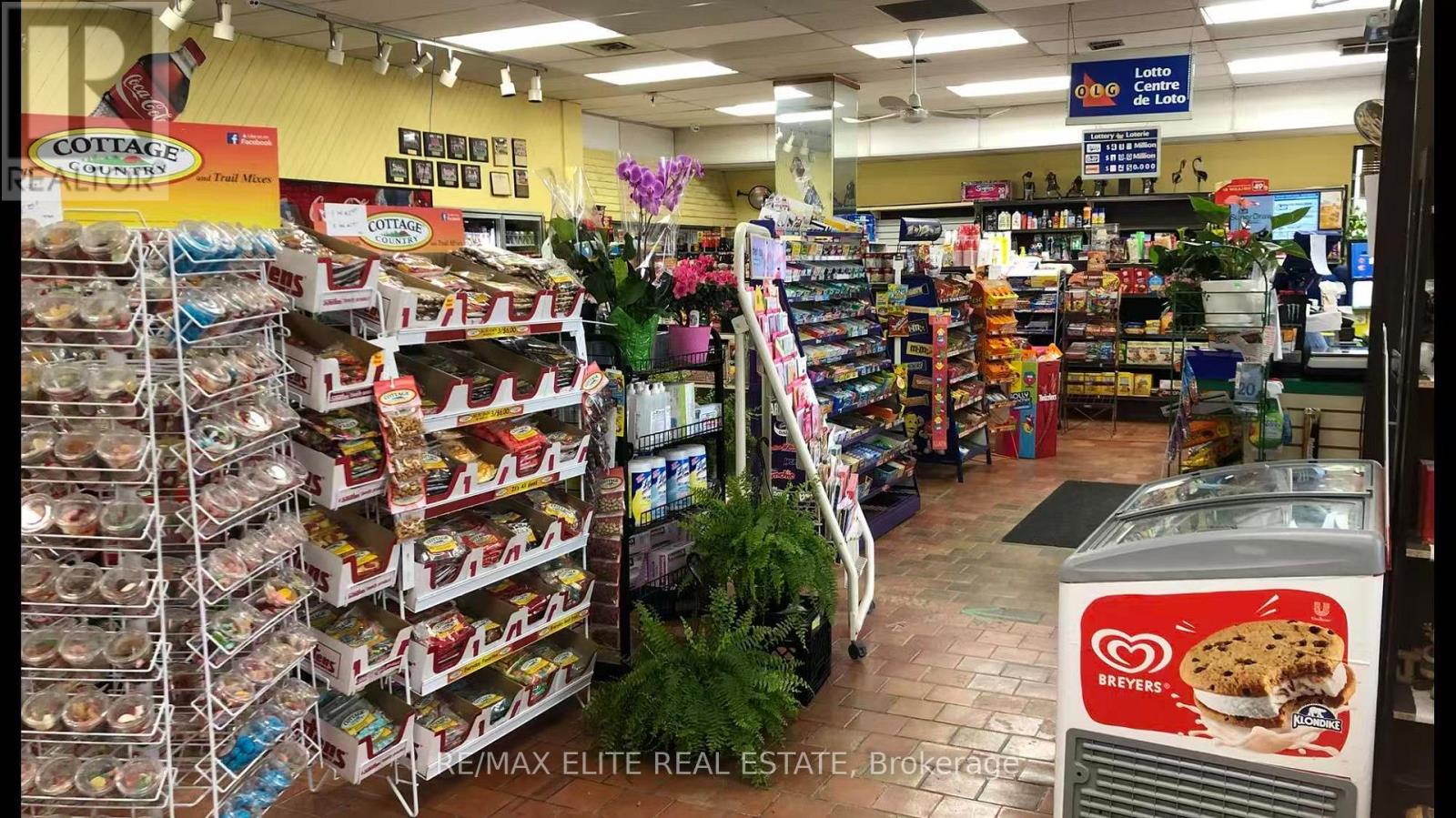 15101 Hwy 48, Whitchurch-Stouffville, Ontario  L4A 7X4 - Photo 5 - N12998830