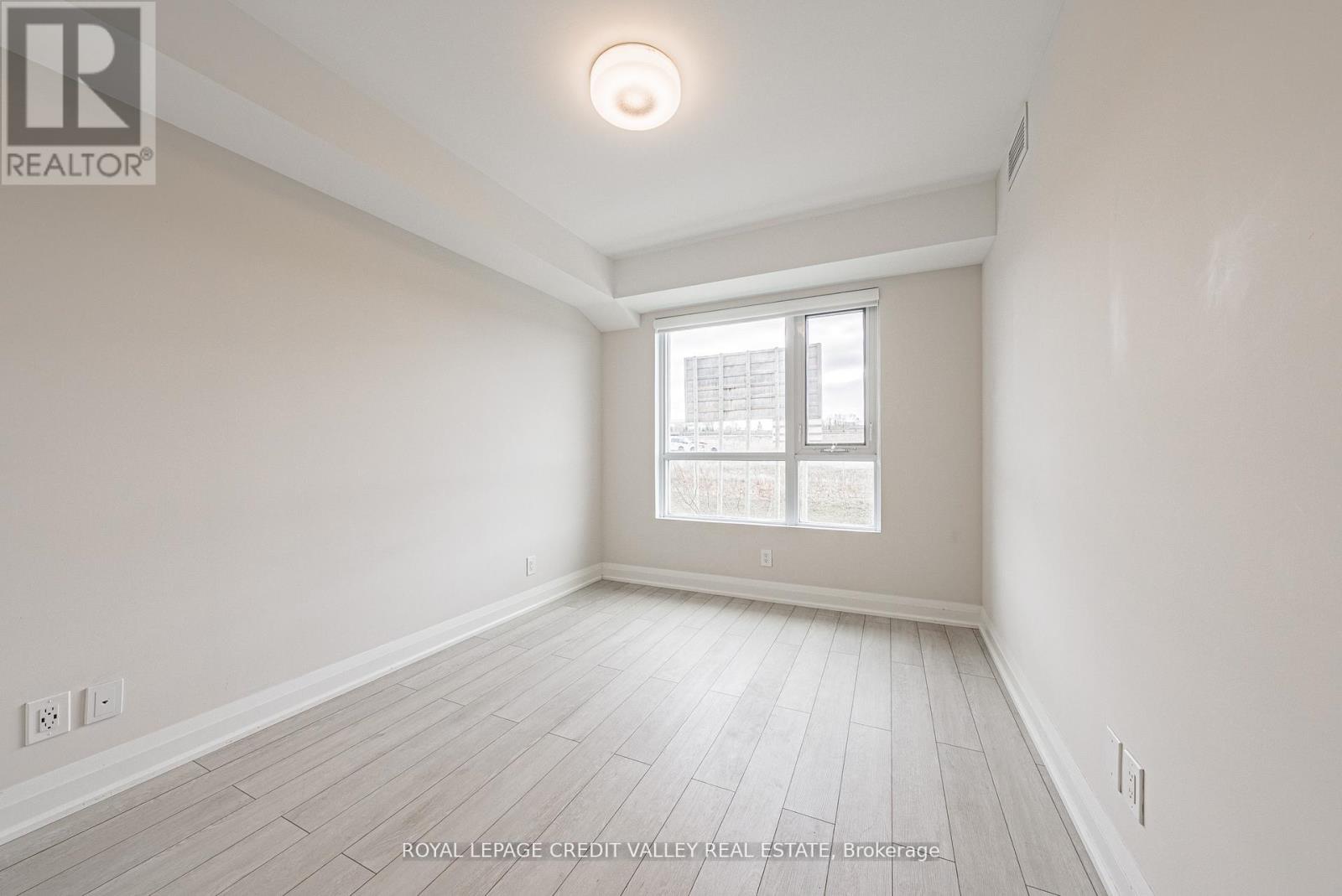 317 - 58 Lakeside Terrace, Barrie, Ontario L4M 0L5 - Photo 24 - S12998788