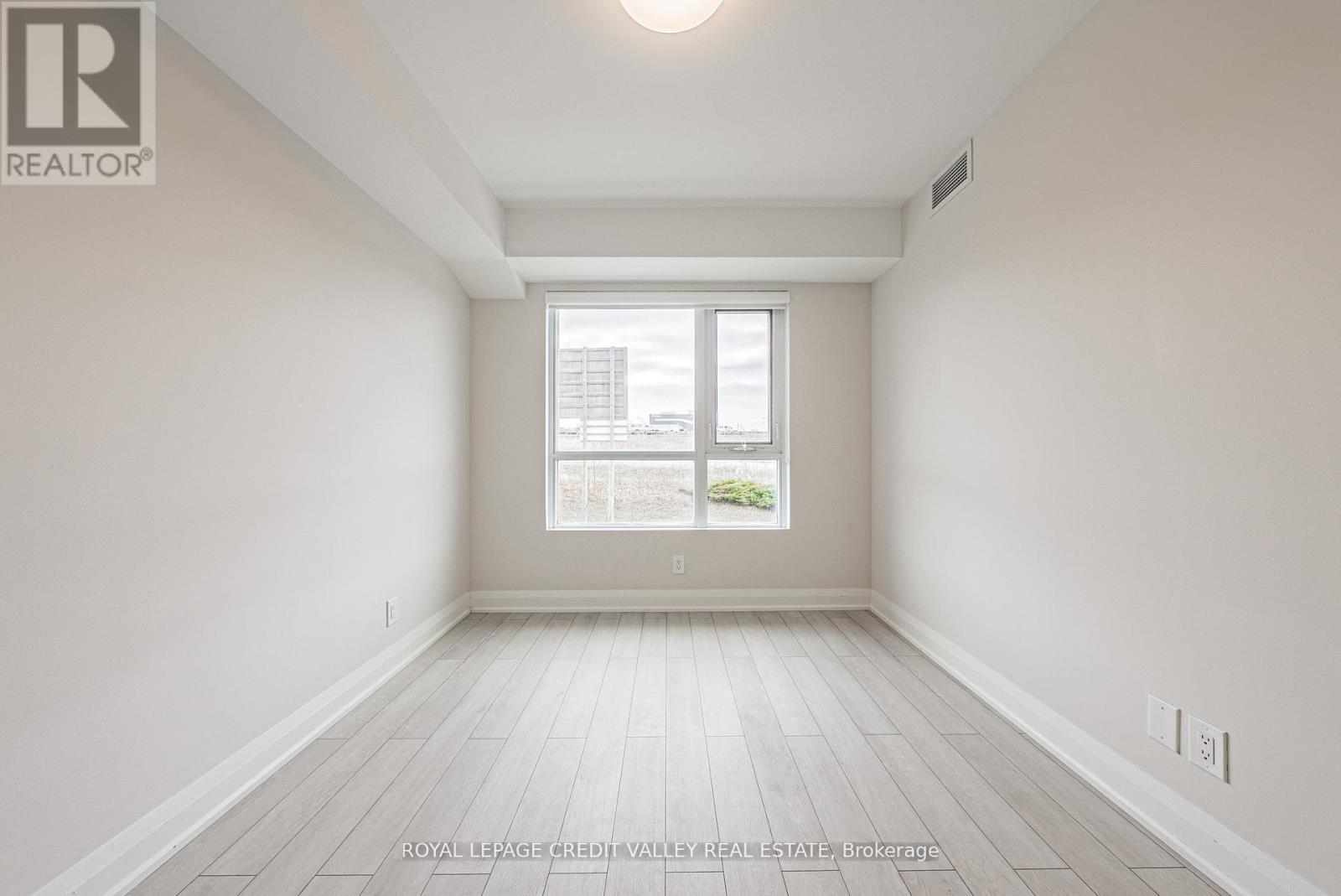 317 - 58 Lakeside Terrace, Barrie, Ontario L4M 0L5 - Photo 25 - S12998788