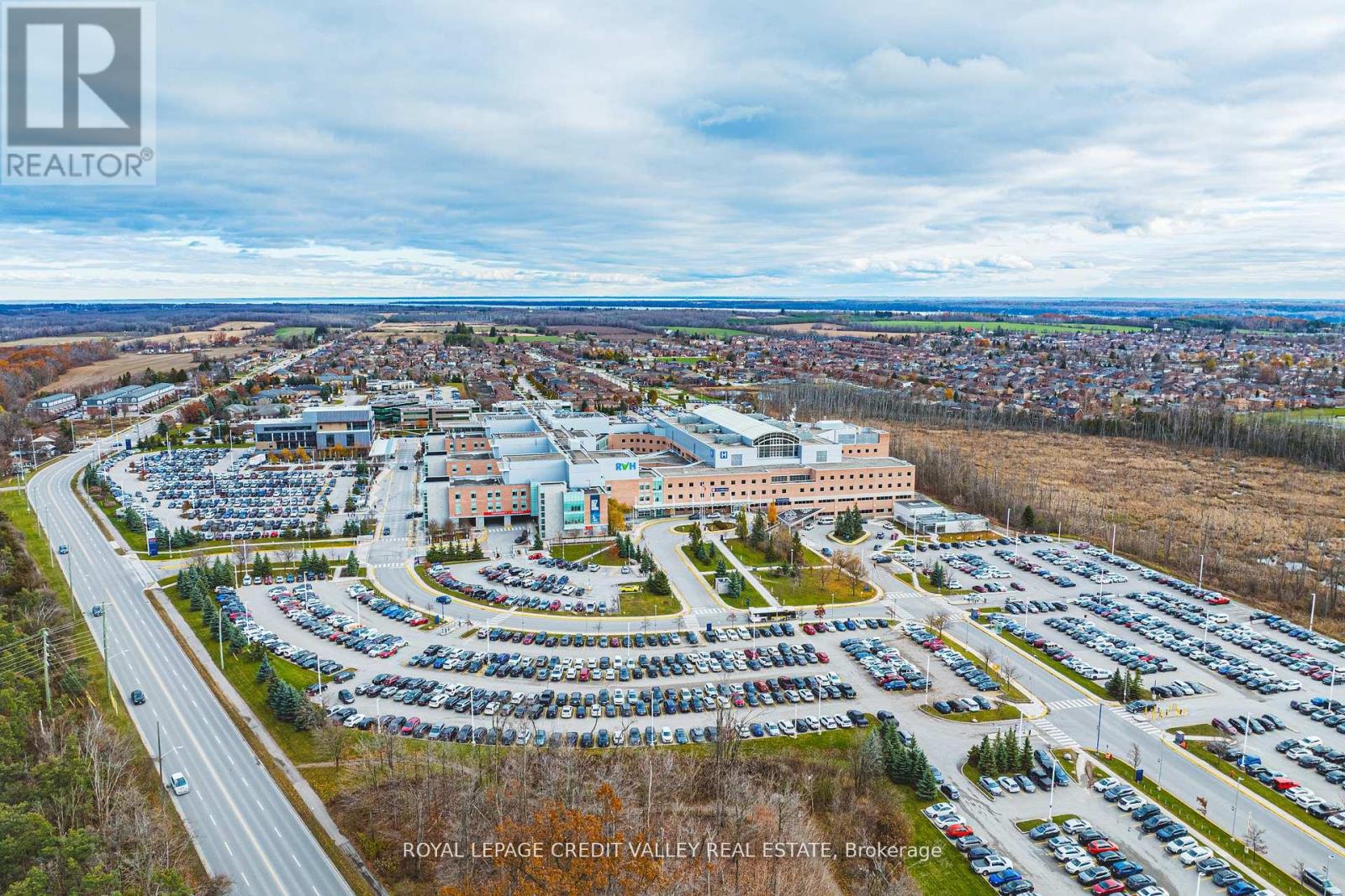 317 - 58 Lakeside Terrace, Barrie, Ontario L4M 0L5 - Photo 35 - S12998788