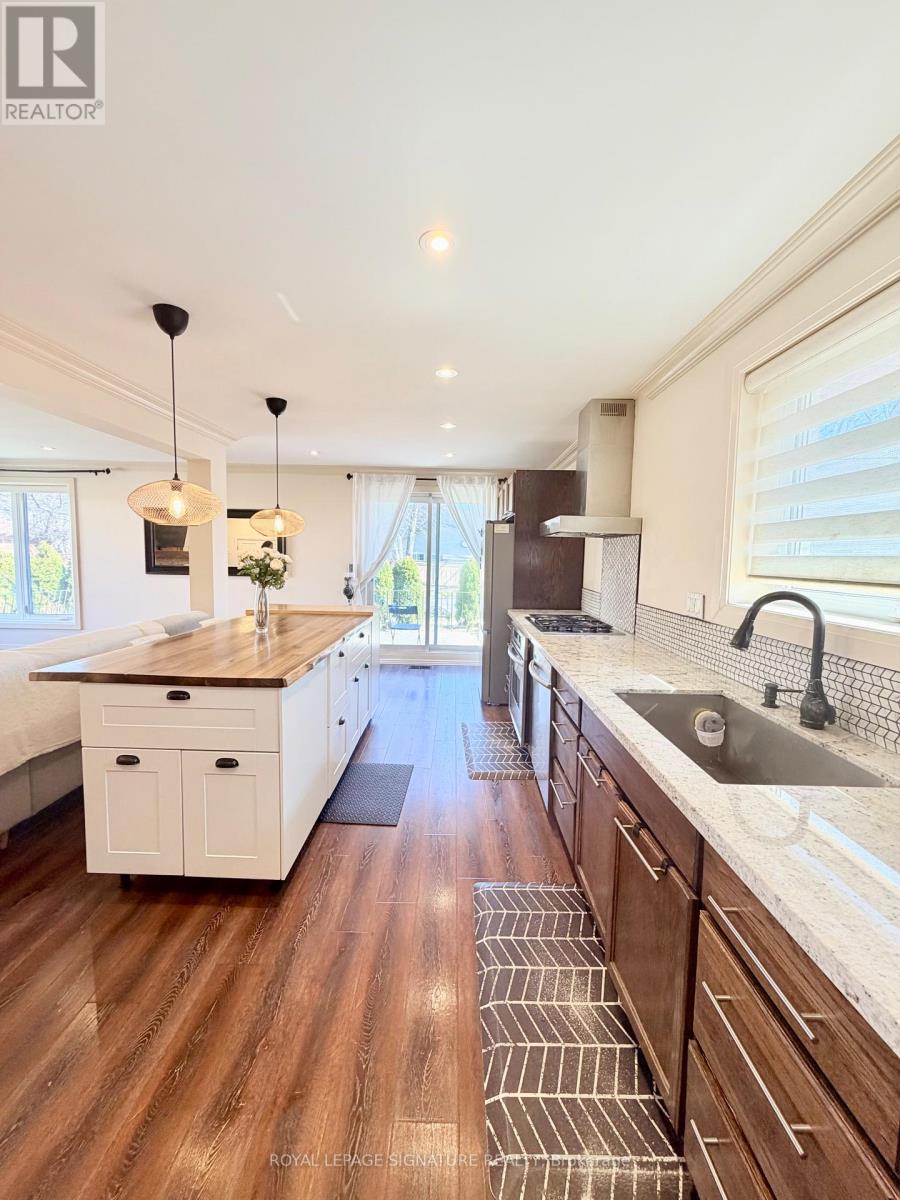 2263 Harcourt Crescent, Mississauga, Ontario  L4Y 1W3 - Photo 12 - W12990034