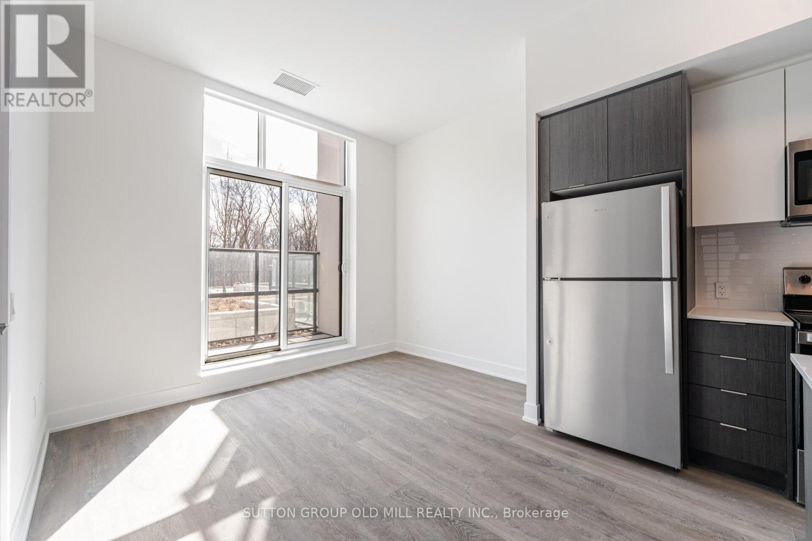 104 - 204 Burnhamthorpe Road E, Mississauga, Ontario  L4Y 3N5 - Photo 23 - W12998752