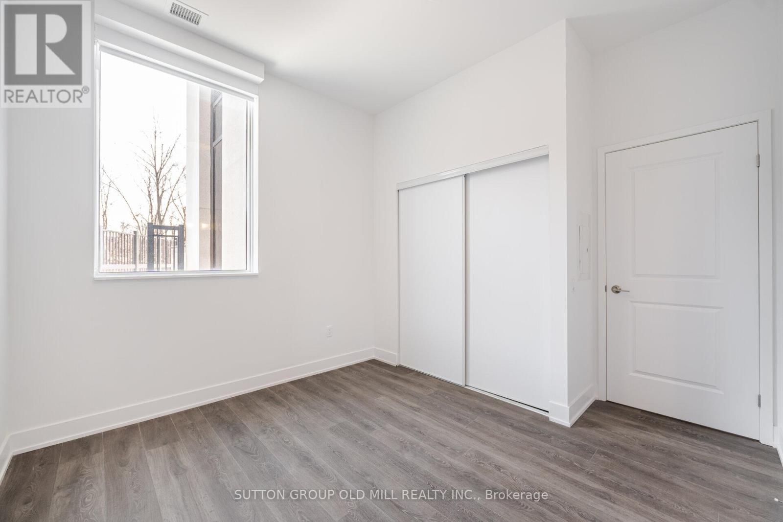 104 - 204 Burnhamthorpe Road E, Mississauga, Ontario  L4Y 3N5 - Photo 28 - W12998752