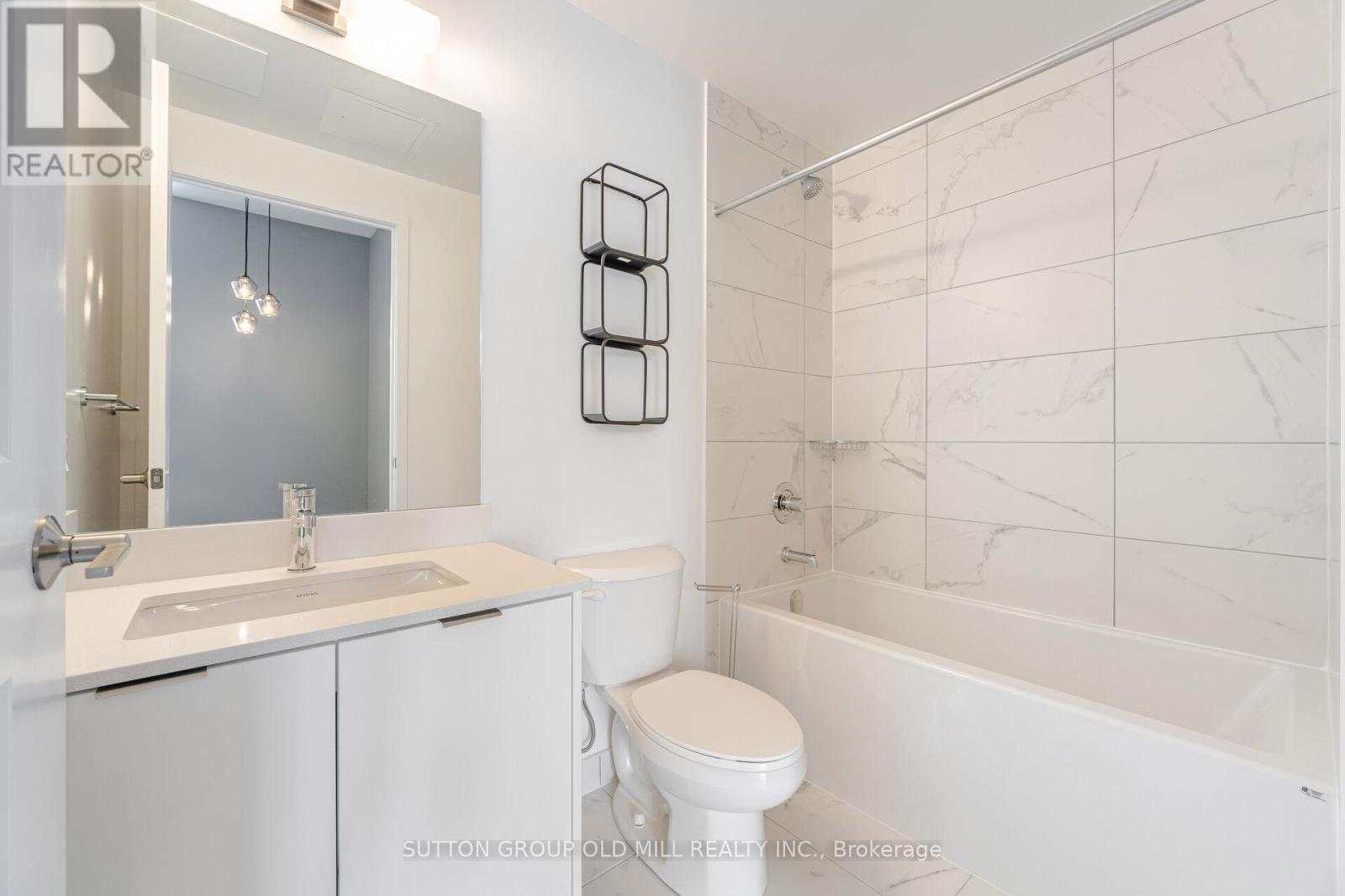 104 - 204 Burnhamthorpe Road E, Mississauga, Ontario  L4Y 3N5 - Photo 34 - W12998752