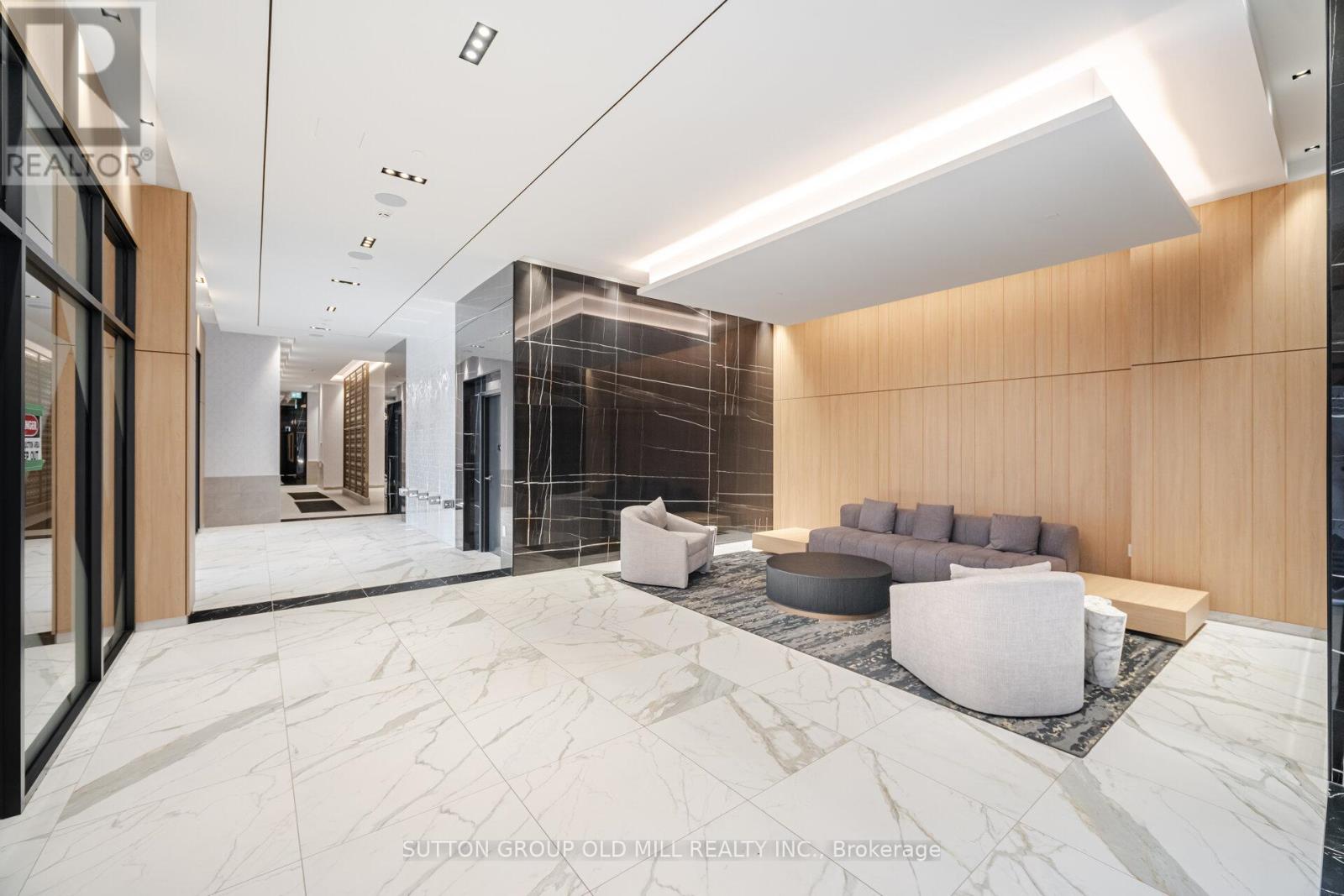 104 - 204 Burnhamthorpe Road E, Mississauga, Ontario  L4Y 3N5 - Photo 6 - W12998752