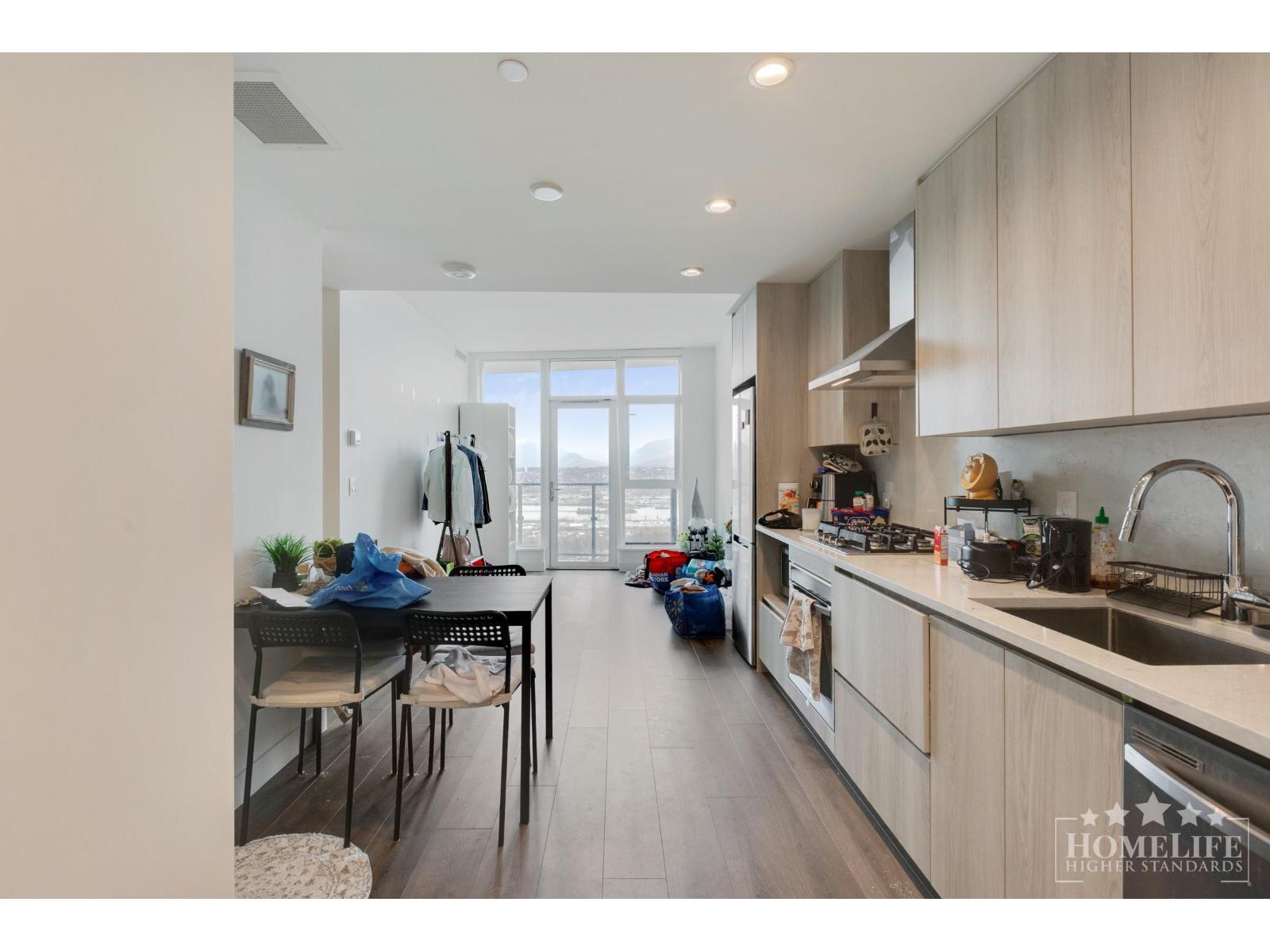 3901 10750 135a Street, Surrey, British Columbia  V3T 0V4 - Photo 3 - R3110927