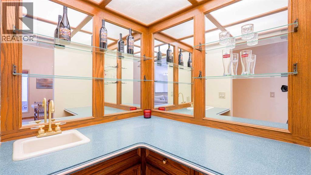 42 Woodmeadow Close Sw, Calgary, Alberta  T2W 4L8 - Photo 15 - A2301210