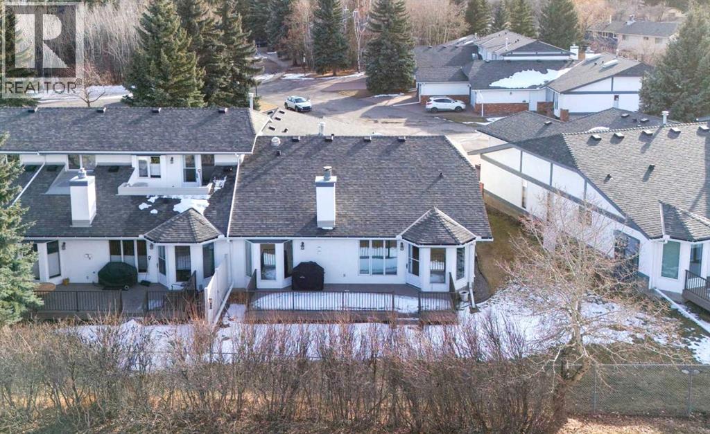 42 Woodmeadow Close Sw, Calgary, Alberta  T2W 4L8 - Photo 2 - A2301210