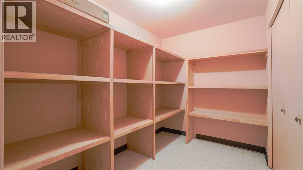 42 Woodmeadow Close Sw, Calgary, Alberta  T2W 4L8 - Photo 30 - A2301210