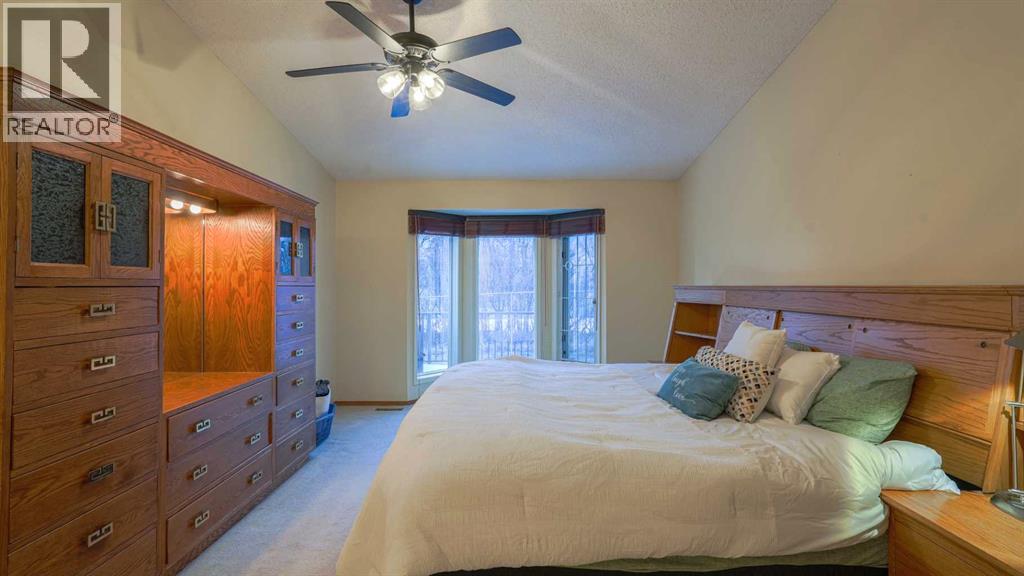 42 Woodmeadow Close Sw, Calgary, Alberta  T2W 4L8 - Photo 16 - A2301210