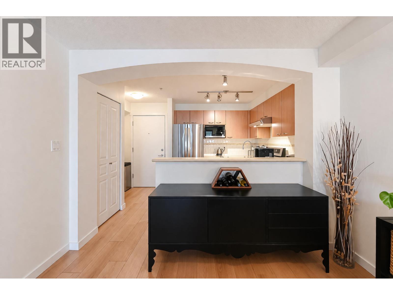 208 2958 Silver Springs Boulevard, Coquitlam, British Columbia  V3E 3R9 - Photo 6 - R3111315