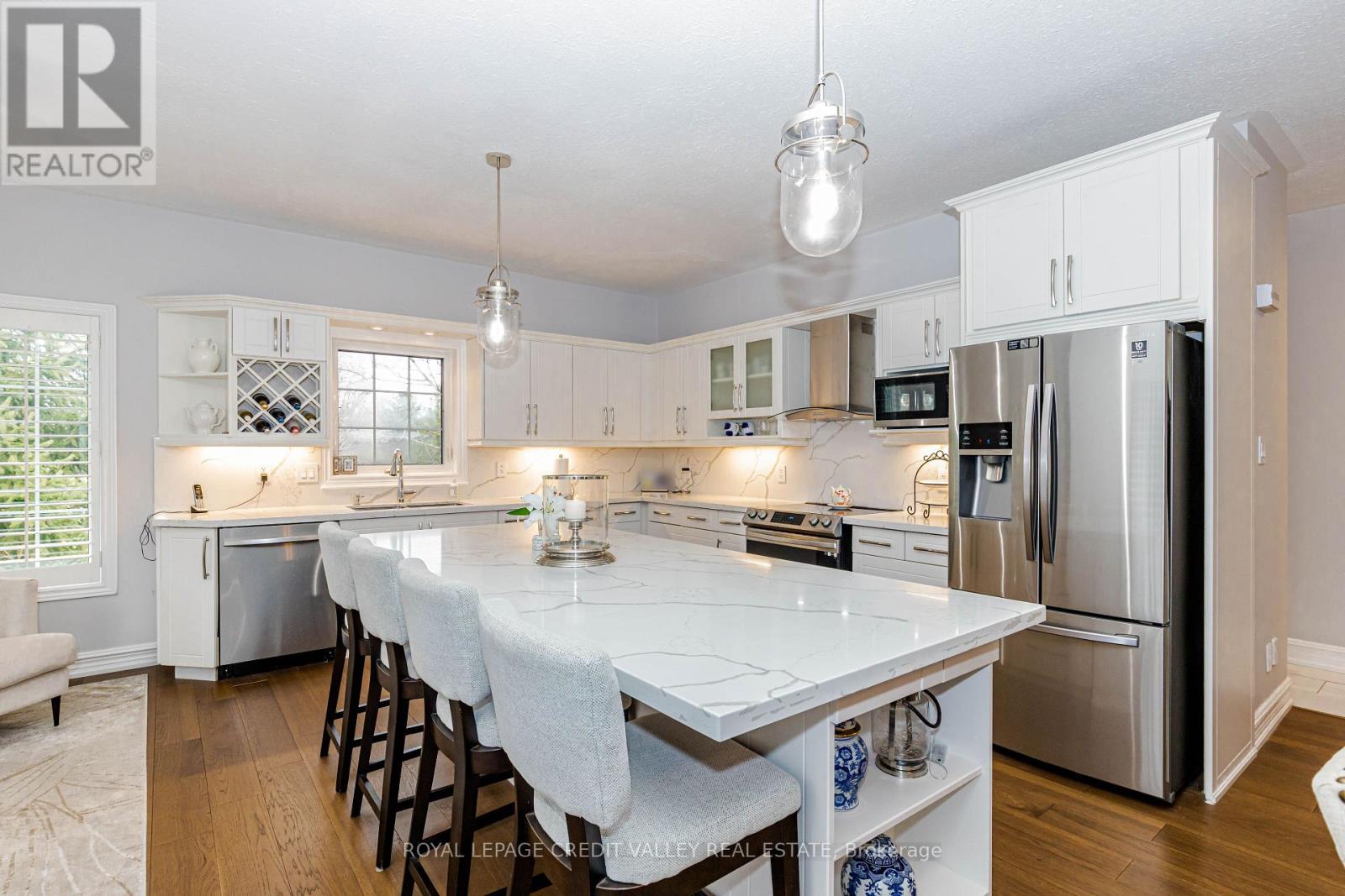 48 Rayburn Meadows Road, East Garafraxa, Ontario  L9W 7E7 - Photo 21 - X12998836