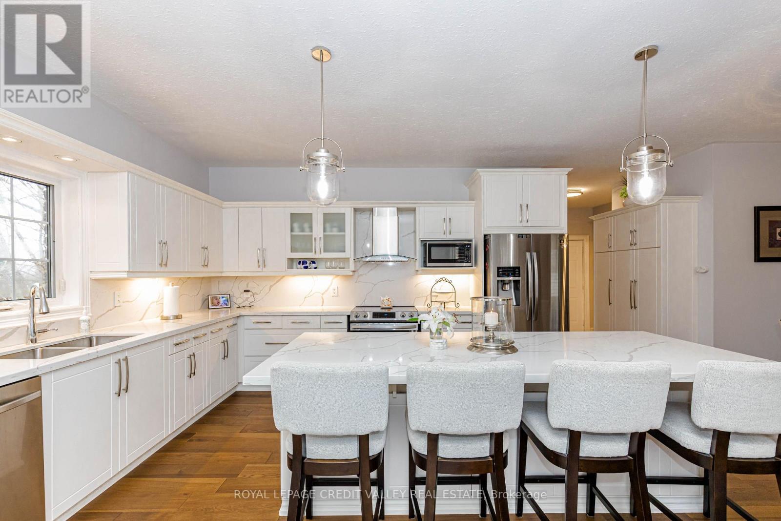 48 Rayburn Meadows Road, East Garafraxa, Ontario  L9W 7E7 - Photo 22 - X12998836