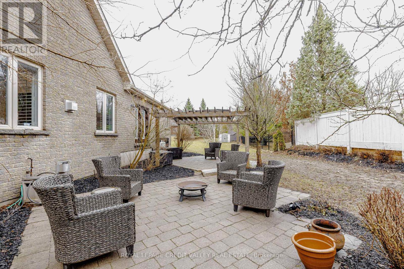 48 Rayburn Meadows Road, East Garafraxa, Ontario  L9W 7E7 - Photo 39 - X12998836