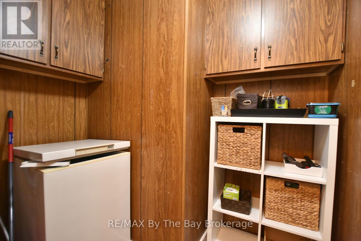 15 Carruthers Street S, Wasaga Beach, Ontario  L9Z 1K2 - Photo 18 - S12934442