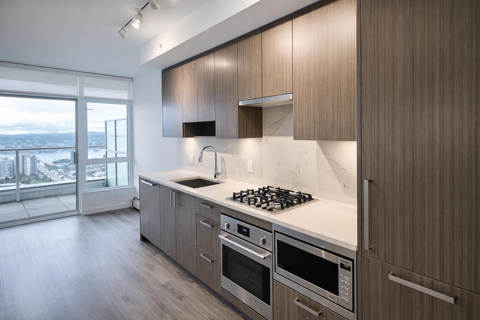 3503 13350 Central Avenue, Surrey, British Columbia V3T 0S1 - Photo 5 - R3111444