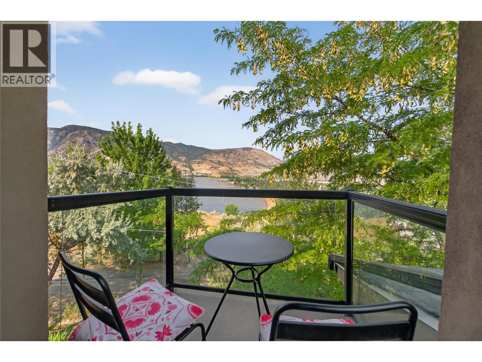 102 Spruce Place, Penticton, British Columbia  V2A 8V9 - Photo 16 - 10379048