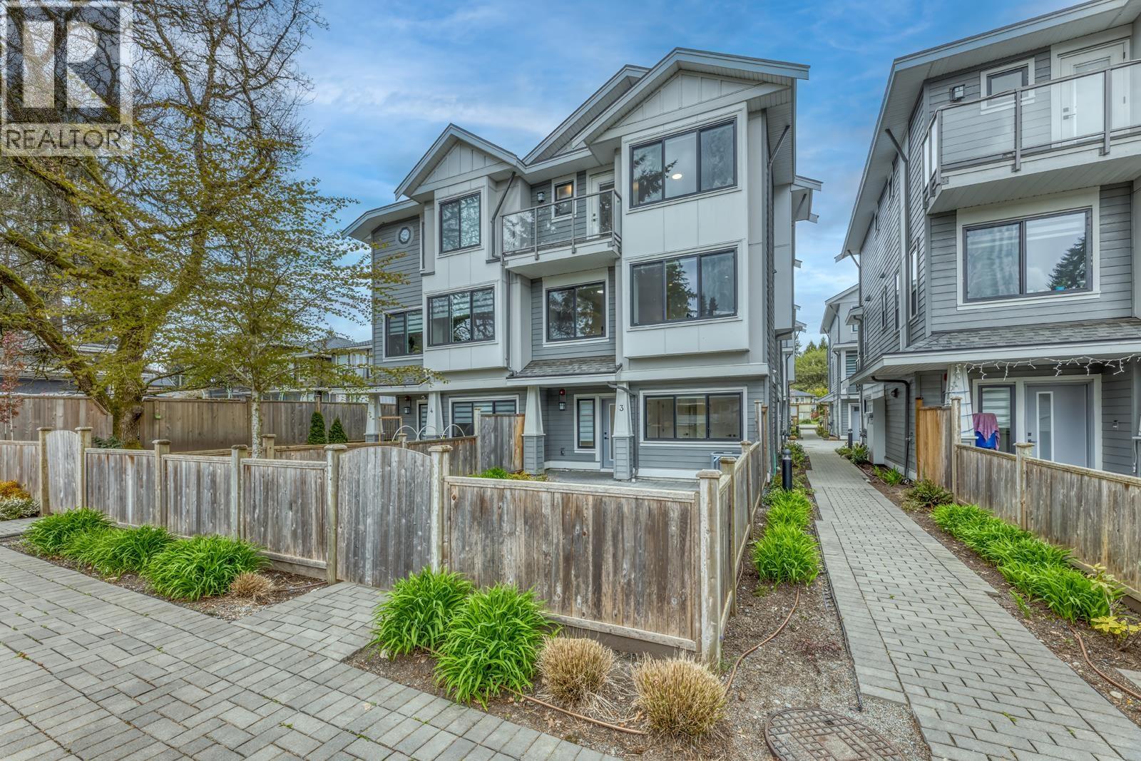 3 1750 Salisbury Avenue, Port Coquitlam, British Columbia  V3B 1X7 - Photo 1 - R3110314