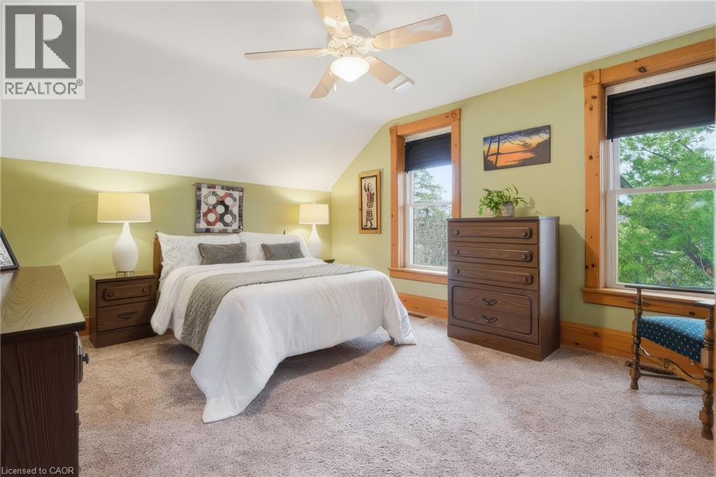 24 Queensway Drive, St. Jacobs, Ontario  N0B 2N0 - Photo 12 - 40820472