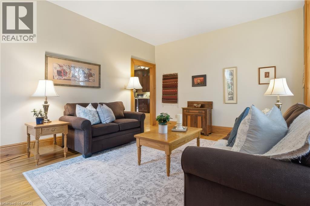 24 Queensway Drive, St. Jacobs, Ontario  N0B 2N0 - Photo 32 - 40820472