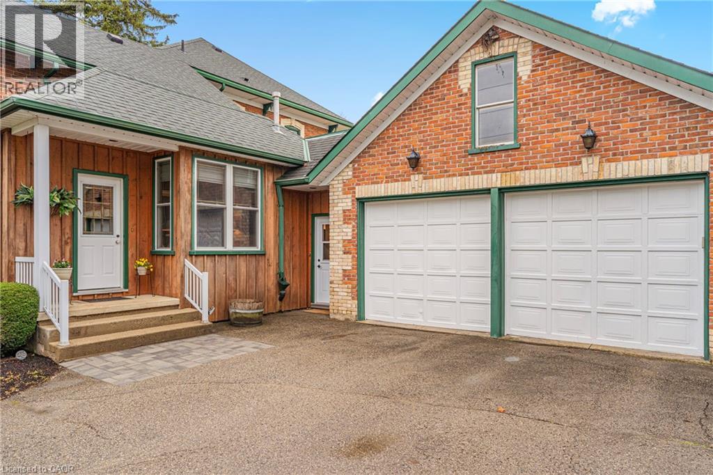 24 Queensway Drive, St. Jacobs, Ontario  N0B 2N0 - Photo 3 - 40820472