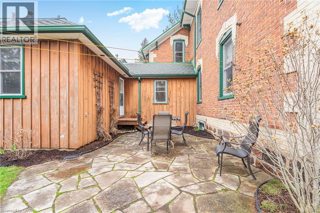 24 Queensway Drive, St. Jacobs, Ontario  N0B 2N0 - Photo 47 - 40820472