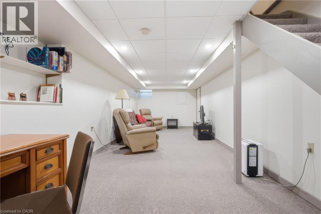 24 Queensway Drive, St. Jacobs, Ontario  N0B 2N0 - Photo 40 - 40820472