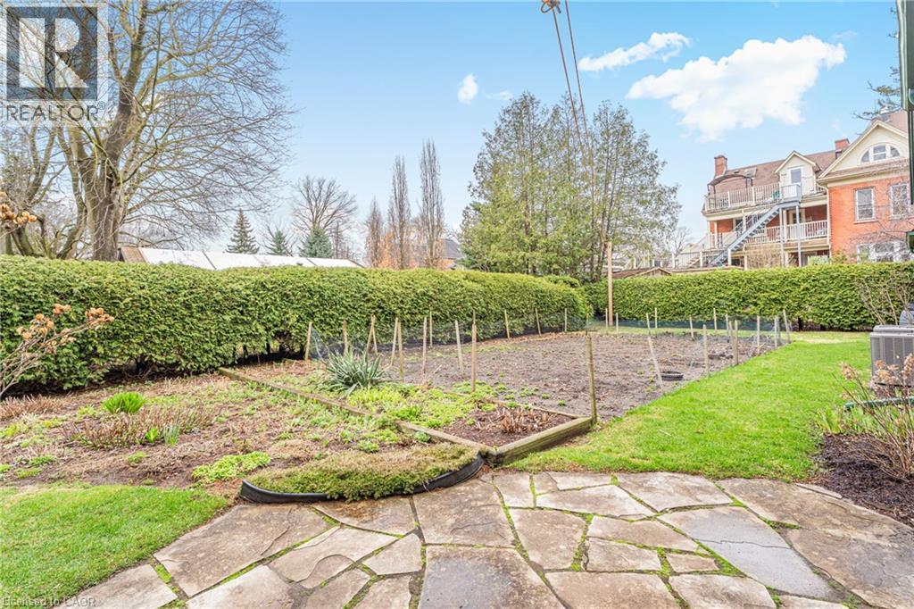 24 Queensway Drive, St. Jacobs, Ontario  N0B 2N0 - Photo 46 - 40820732