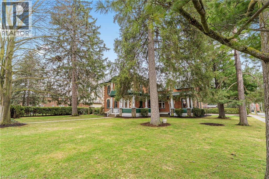 24 Queensway Drive, St. Jacobs, Ontario  N0B 2N0 - Photo 45 - 40820732