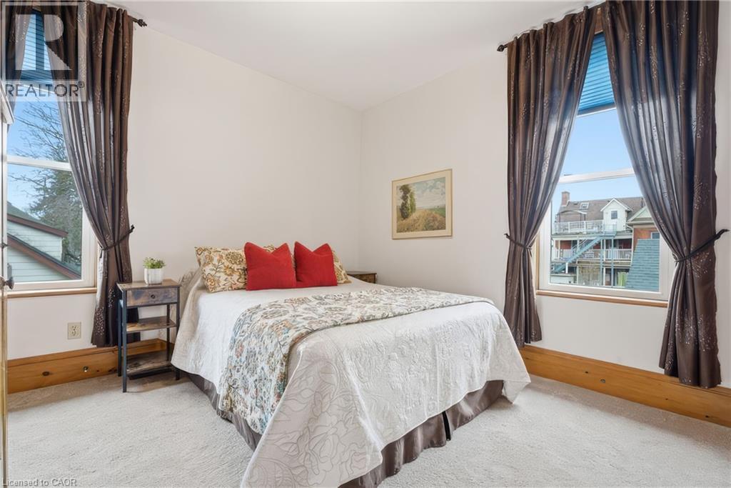 24 Queensway Drive, St. Jacobs, Ontario  N0B 2N0 - Photo 38 - 40820732