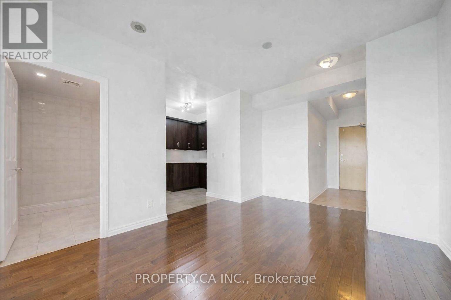 1015 - 18 Holmes Avenue, Toronto, Ontario  M2N 0E1 - Photo 2 - C12998816