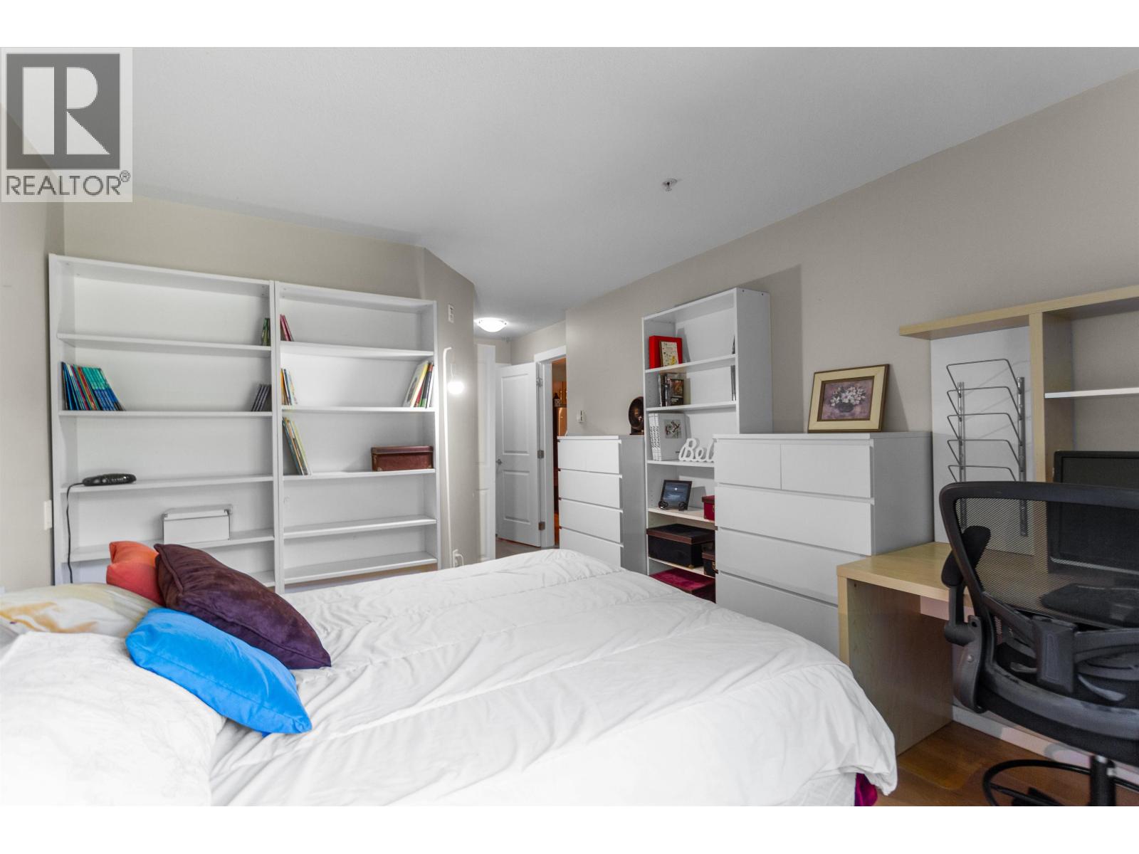 315 400 Klahanie Drive, Port Moody, British Columbia  V3H 5K9 - Photo 13 - R3111510