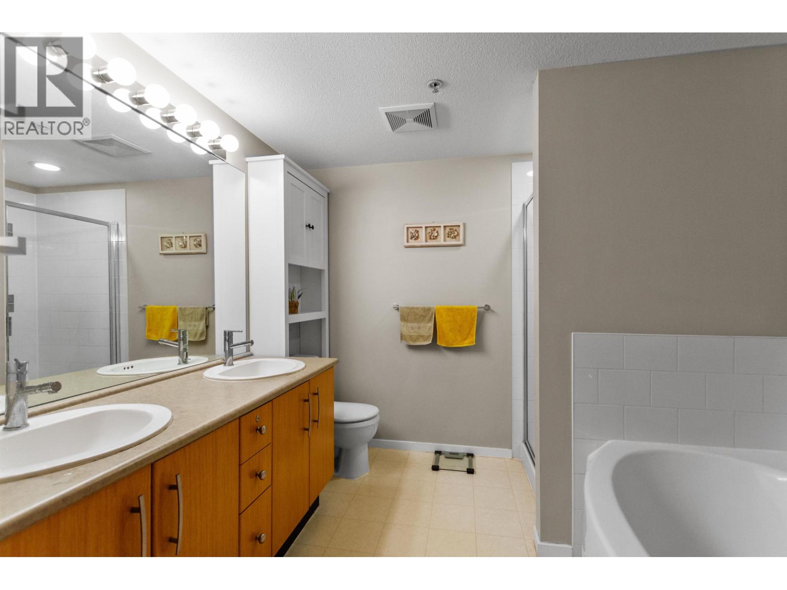 315 400 Klahanie Drive, Port Moody, British Columbia  V3H 5K9 - Photo 14 - R3111510