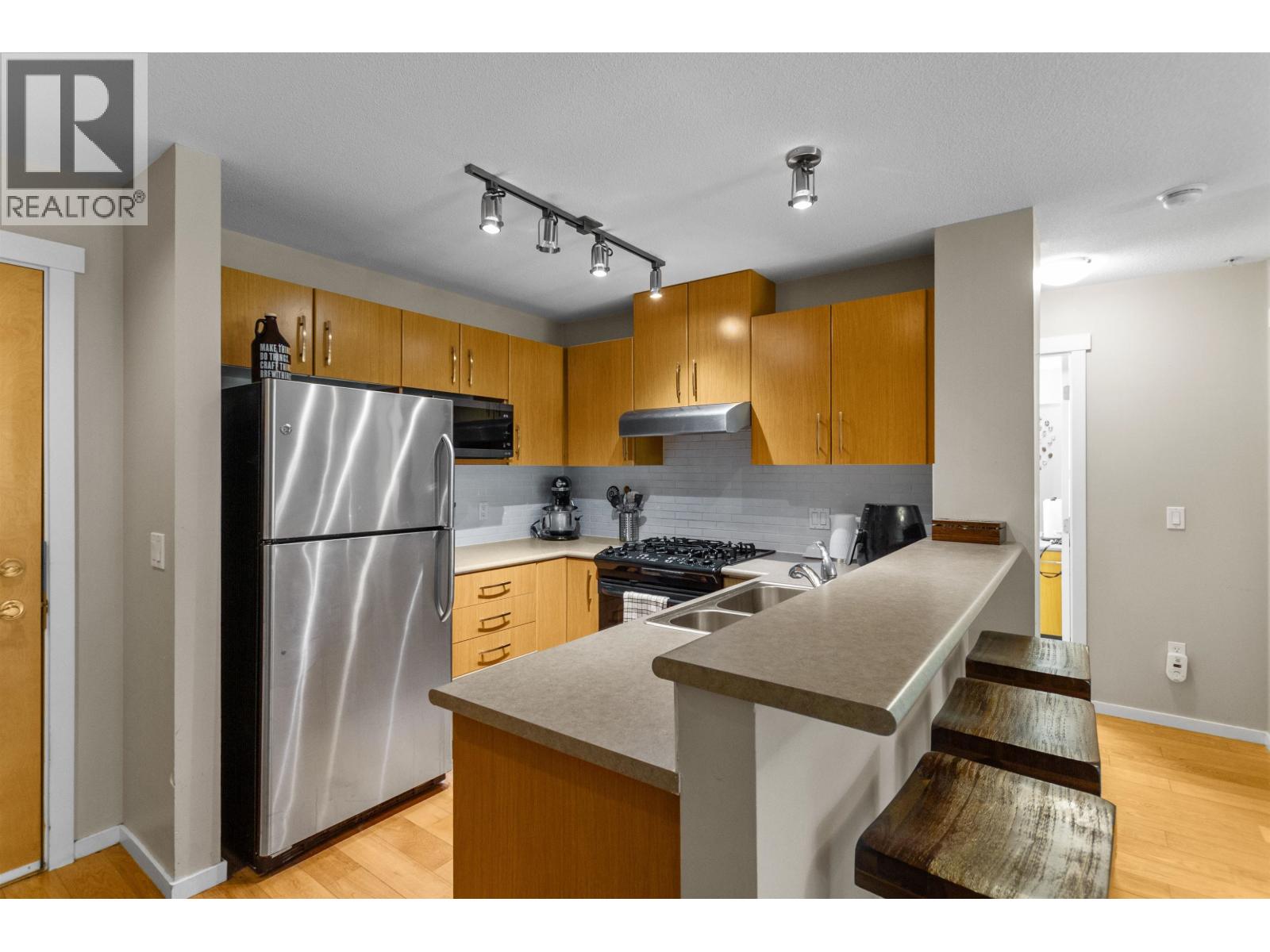 315 400 Klahanie Drive, Port Moody, British Columbia  V3H 5K9 - Photo 9 - R3111510