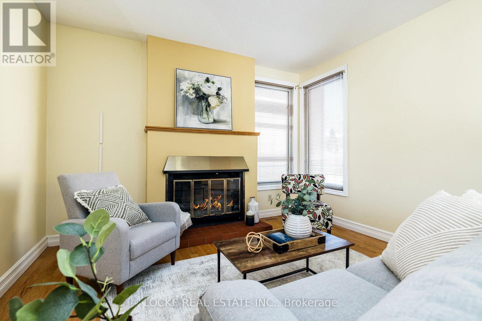 6096 Meadowhill Crescent, Ottawa, Ontario  K1C 5R8 - Photo 4 - X12915486