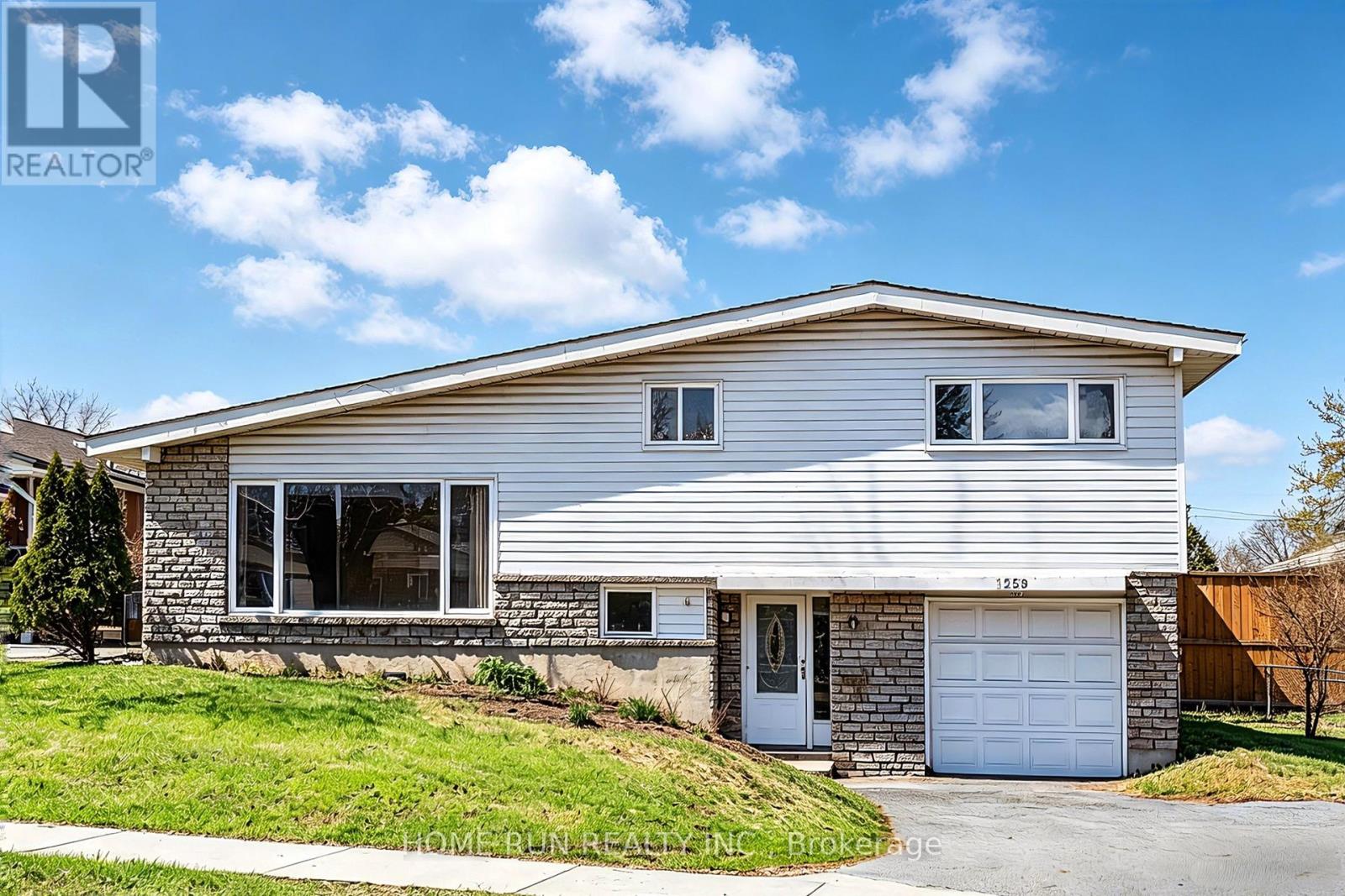 1259 MEADOWLANDS DRIVE E, Ottawa, Ontario