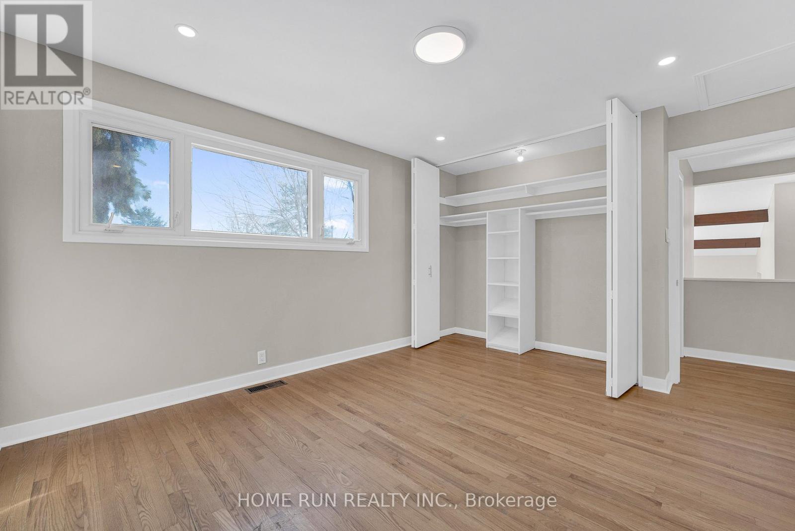 1259 Meadowlands Drive E, Ottawa, Ontario  K2E 6K4 - Photo 31 - X12988998