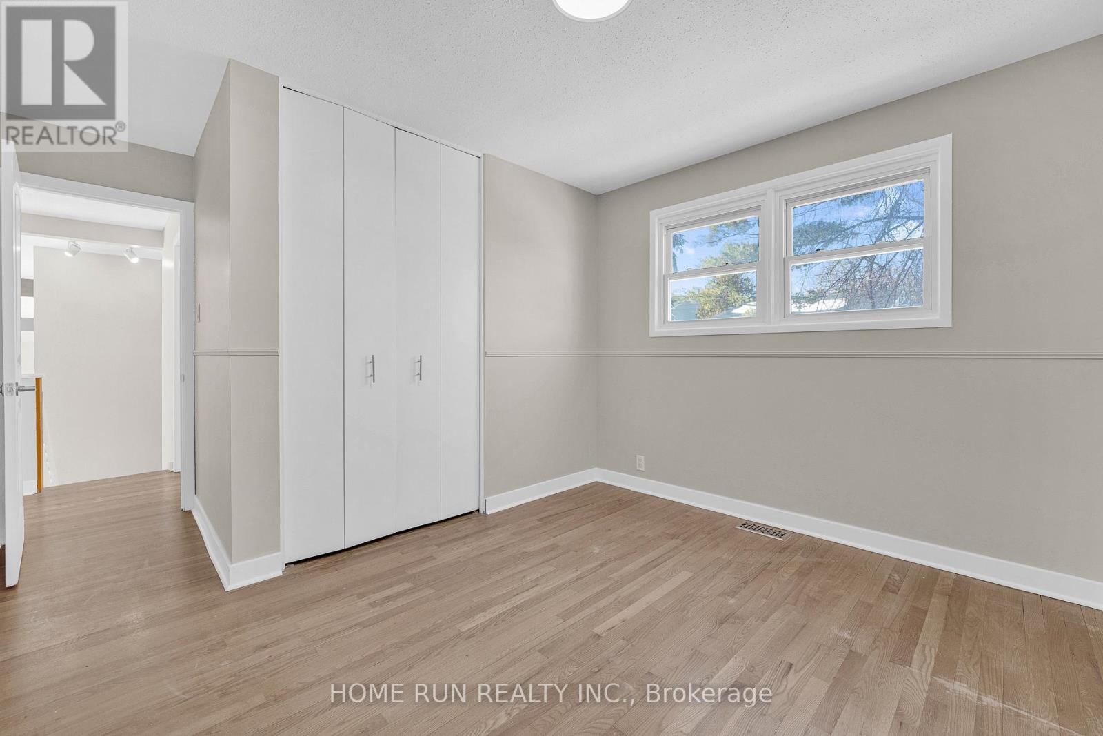 1259 Meadowlands Drive E, Ottawa, Ontario  K2E 6K4 - Photo 33 - X12988998