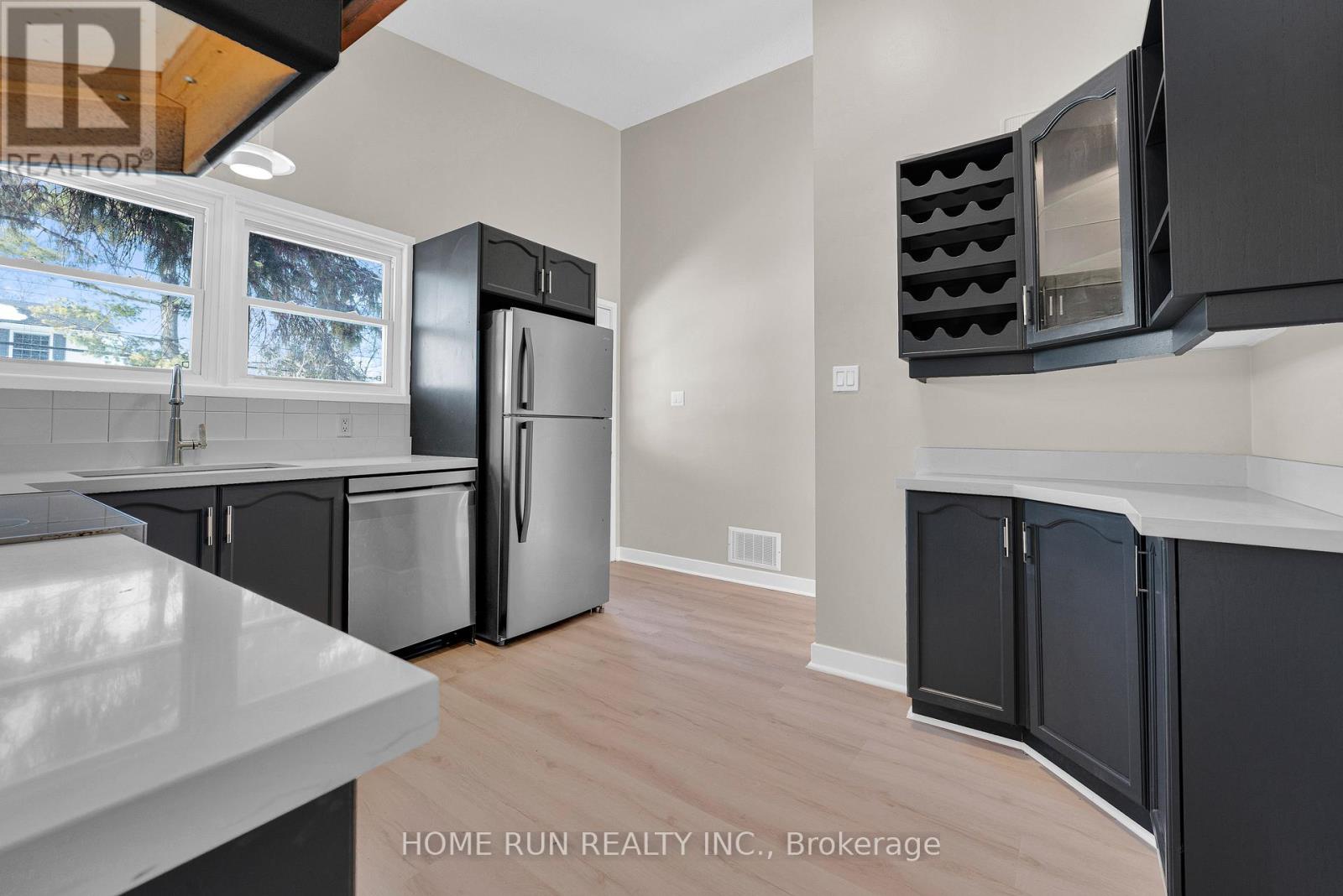 1259 Meadowlands Drive E, Ottawa, Ontario  K2E 6K4 - Photo 21 - X12988998