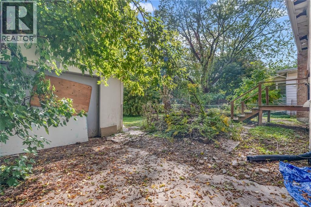 63 Minnewawa Road, Mississauga, Ontario  L5G 1C6 - Photo 5 - 40772106