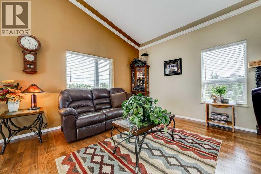 720 Minto Street, Granum, Alberta  T0l 1A0 - Photo 18 - A2301458