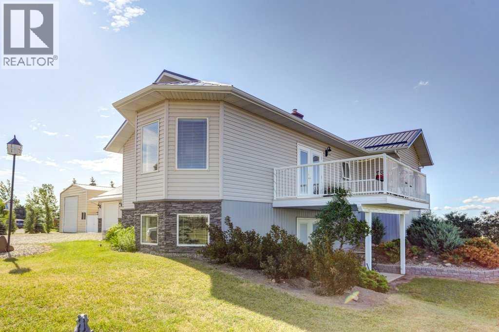 720 Minto Street, Granum, Alberta  T0l 1A0 - Photo 2 - A2301458