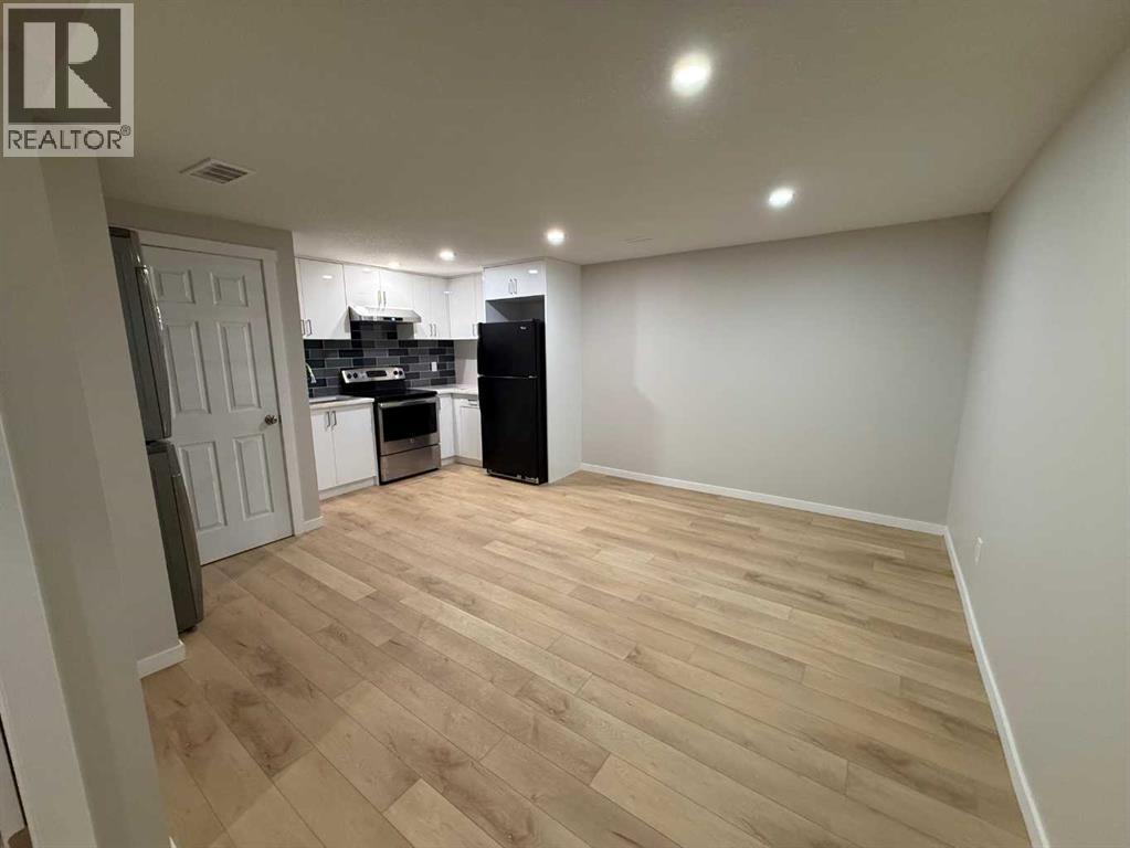 3215 Doverville Crescent Se, Calgary, Alberta  T2B 1V1 - Photo 22 - A2275724